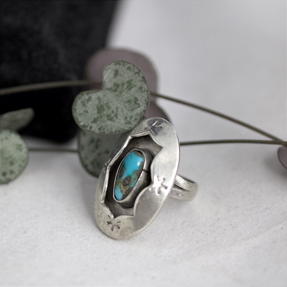 Native American Sterling Silver Turquoise Oval Stamped Ring Size 6